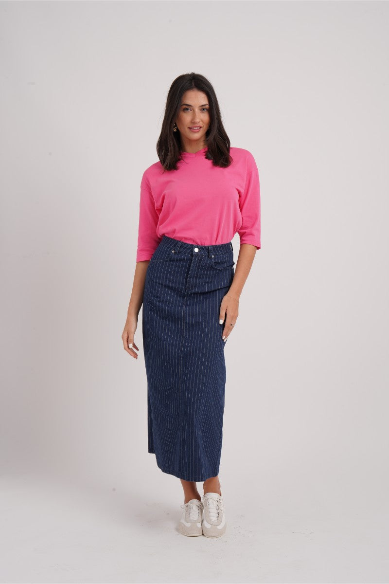 Boxy V-Tee - Image 3