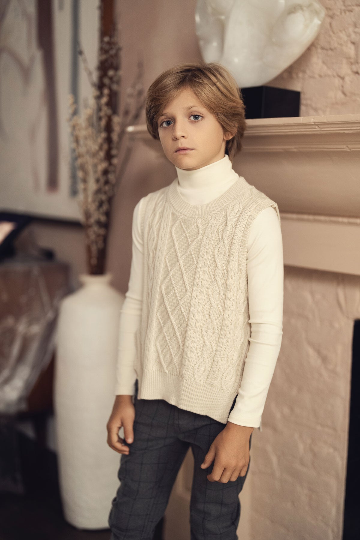 Grey Grid Collection - Image 4