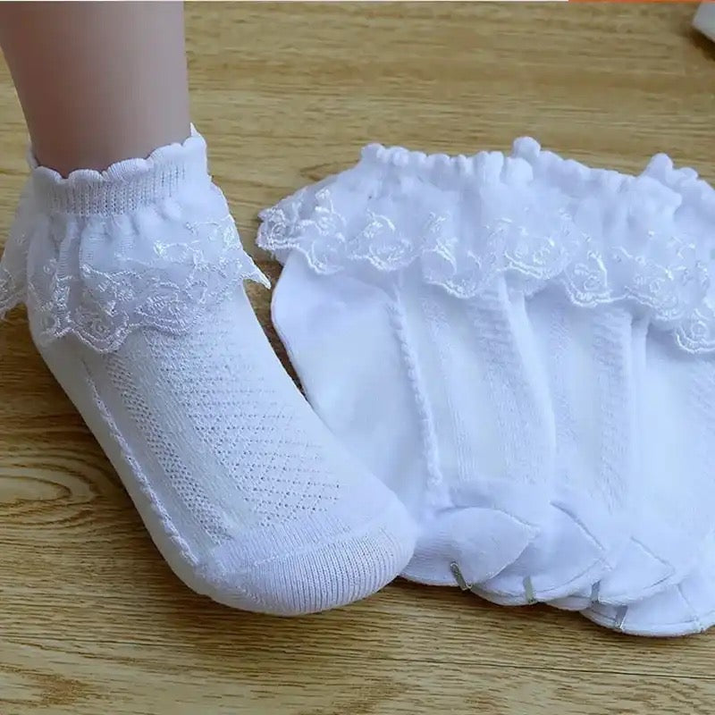 Mesh Ruffle Socks