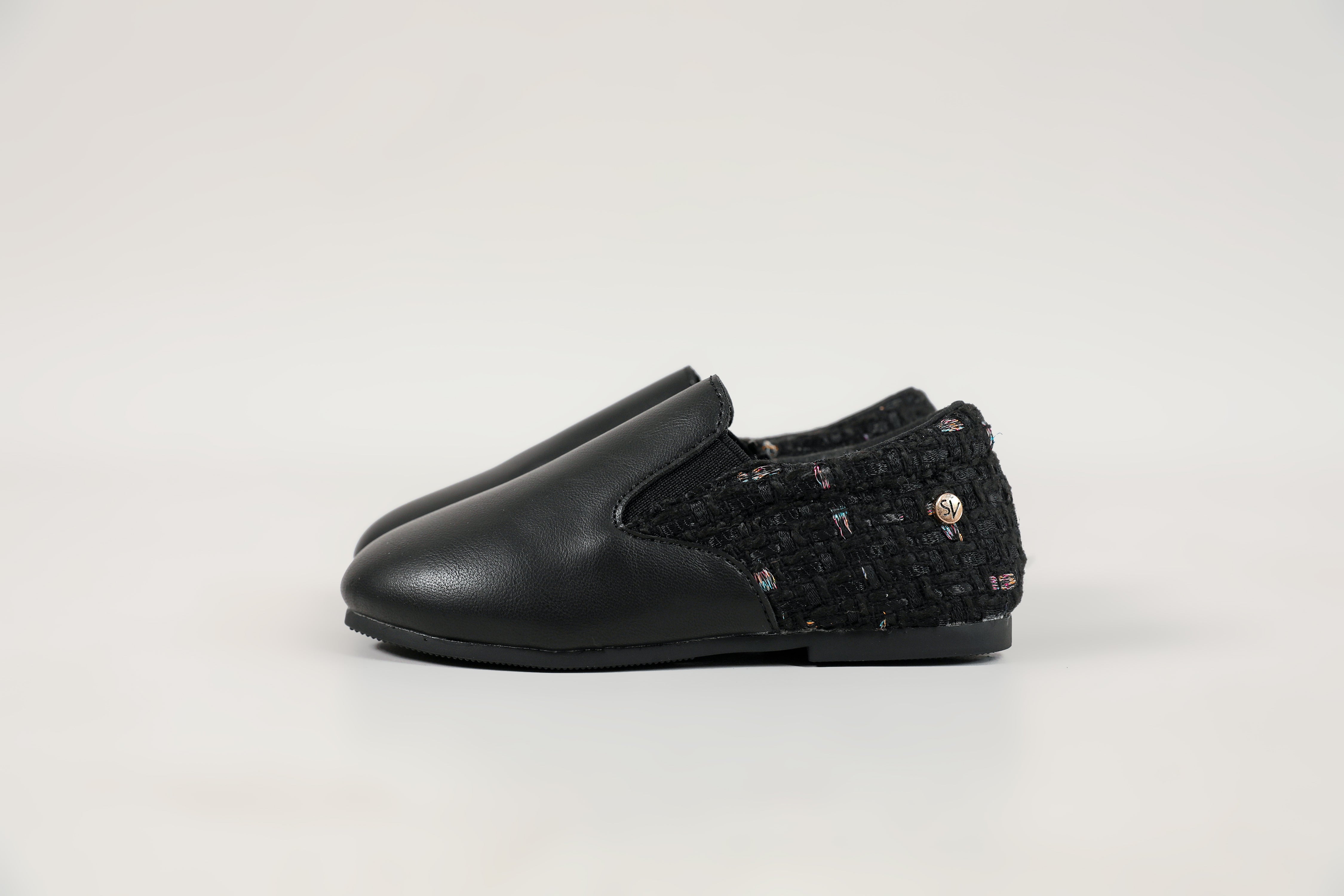 The Woven Shoes - Image 4